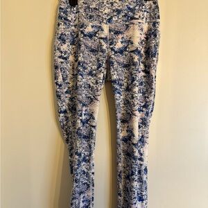 ZELOS Blue and White Patterned Leggings